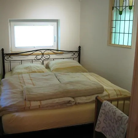 Sandhorst Eg 2 Schlafzimmer Mit Terrasse Und Garten * Aurich