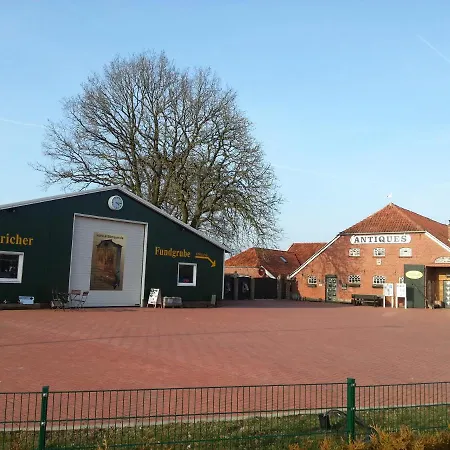 Sandhorst Eg Mit Terrasse Und Kleinem Garten