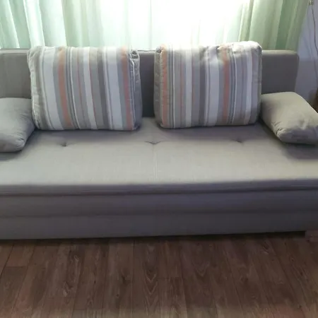 Sandhorst Eg 2 Schlafzimmer Mit Terrasse Und Garten 아파트 *